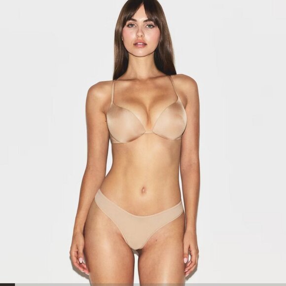 SKIMS Ulitimate SUPER Push Up Plunge Bra Brand New in orginal package - Picture 3 of 3